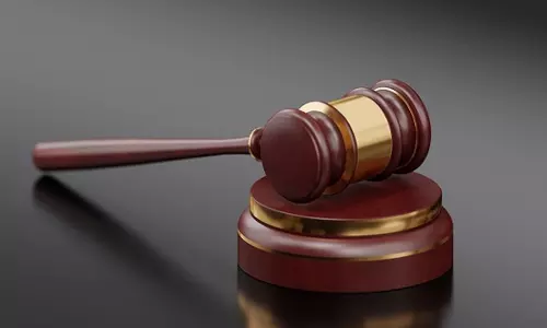 A salon was closed in Dubai after five workers were caught working without work permits.