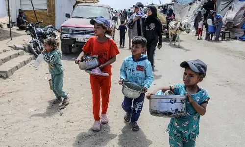 ലക്ഷക്കണക്കിന് ഗസ്സ നിവാസികൾ ഒരു നേരത്തെ ഭക്ഷണം കഴിക്കുന്നത് മൂന്ന് ദിവസത്തിലൊരിക്കൽ: ഐക്യരാഷ്ട്ര സഭയുടെ ഫലസ്തീൻ ഏജൻസി