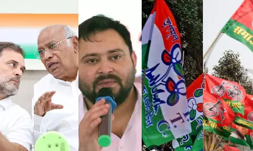 ഓപ്പറേഷൻ സിന്ദൂർ: പൂർണ പിന്തുണയുമായി പ്രതിപക്ഷം, സേനയിൽ അഭിമാനമെന്ന് രാഹുൽ ഗാന്ധി, ധീരതയുടെ വിജയമെന്ന് എസ്പിയും തൃണമൂൽ കോൺഗ്രസും ഓപ്പറേഷൻ സിന്ദൂർ: പൂർണ പിന്തുണയുമായി പ്രതിപക്ഷം, സേനയിൽ അഭിമാനമെന്ന് രാഹുൽ ഗാന്ധി, ധീരതയുടെ വിജയമെന്ന് എസ്പിയും തൃണമൂൽ കോൺഗ്രസും