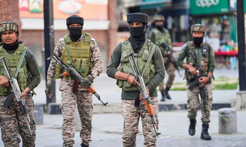 ജമ്മുവിൽ വീണ്ടും പാക് ആക്രമണം; അതിർത്തി കടന്ന ഡ്രോണുകളെ തകർത്ത് ഇന്ത്യ