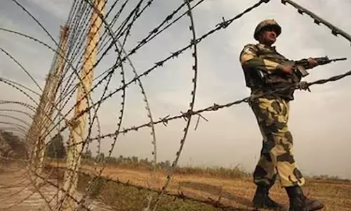 അതിർത്തി ഗ്രാമങ്ങളിൽ ആക്രമണം തുടർന്ന് പാകിസ്താൻ;  ഉറിയിൽ ഷെല്ലാക്രമണം
