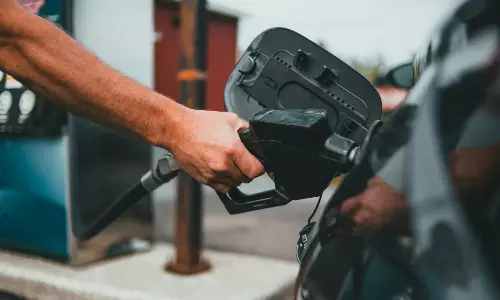 Dubai Motorists Can Soon Pay For Fuel Using Salik Accounts