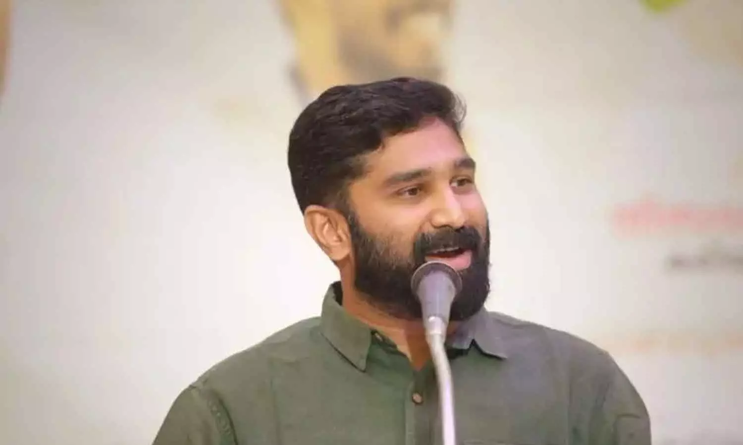 ഇവിടെ ആക്രമണം നടത്തിയ ഒരു പാക് ഭീകരവാദിയെ എങ്കിലും പിടികൂടാനായോ?: വെടിനിർത്തലിന് ശേഷം ചോദ്യങ്ങളുമായി വി.ടി ബല്‍റാം