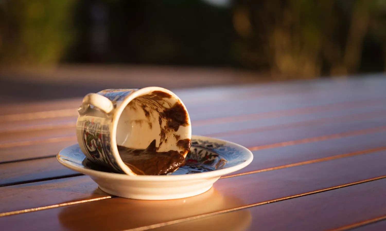 കാപ്പിപ്പൊടിയിൽ നിന്ന് ഭാവി പറഞ്ഞ് എഐ; വിവാഹമോചനത്തിന് കോടതിയെ സമീപിച്ച് യുവതി കാപ്പിപ്പൊടിയിൽ നിന്ന് ഭാവി പറഞ്ഞ് എഐ; വിവാഹമോചനത്തിന് കോടതിയെ സമീപിച്ച് യുവതി