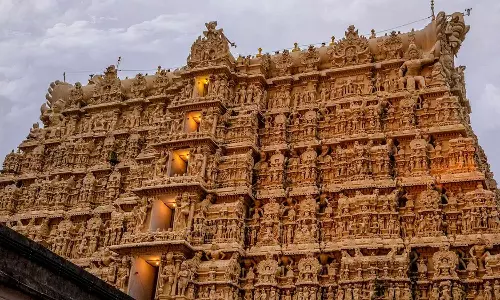 പദ്മനാഭ സ്വാമി ക്ഷേത്രത്തിലെ മോഷണം: ഗുരുതര സുരക്ഷാ വീഴ്ച ഉണ്ടായെന്ന് വിലയിരുത്തൽ