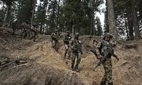 ഇന്ത്യൻ അതിർത്തികളിൽ സ്ഥിതിശാന്തം; രാത്രി അക്രമസംഭവങ്ങൾ നടന്നതായി റിപ്പോർട്ടുകളില്ല