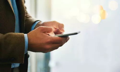 സർക്കാർ ഓഫീസുകളിൽ പഞ്ചിങ്  ഇനി മൊബൈൽ ആപ് വഴി;  ബയോമെട്രിക് പഞ്ചിങ് ഇല്ലാത്തയിടങ്ങളിലാണ് പുതിയ സംവിധാനം