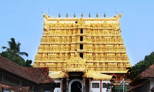 പത്മനാഭസ്വാമി ക്ഷേത്രത്തിൽ നിന്ന് സ്വർണം നഷ്ടപ്പെട്ട കേസ്; ശാസ്ത്രീയ പരിശോധനയ്ക്ക് പൊലീസ് പത്മനാഭസ്വാമി ക്ഷേത്രത്തിൽ നിന്ന് സ്വർണം നഷ്ടപ്പെട്ട കേസ്; ശാസ്ത്രീയ പരിശോധനയ്ക്ക് പൊലീസ്