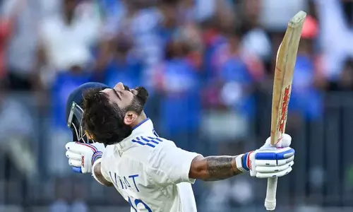 വിരാട്..! വെള്ളകുപ്പായത്തിലെ വീരോചിതം തുടരില്ല, കളിയാസ്വാദകരുടെ നോവ് തുടരും..! വിരാട്..! വെള്ളകുപ്പായത്തിലെ വീരോചിതം തുടരില്ല, കളിയാസ്വാദകരുടെ നോവ് തുടരും..!