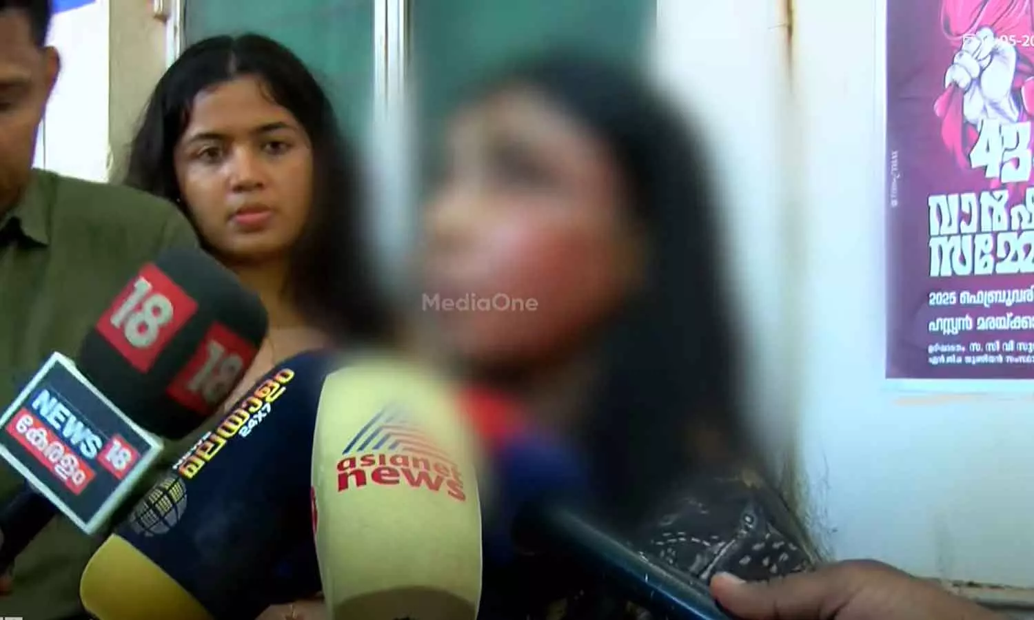 ഗർഭിണിയായിരിക്കെയും മർദിച്ചു; സീനിയർ അഭിഭാഷകന്റെ ക്രൂരതകൾ വെളിപ്പെടുത്തി മർദനമേറ്റ അഭിഭാഷക ഗർഭിണിയായിരിക്കെയും മർദിച്ചു; സീനിയർ അഭിഭാഷകന്റെ ക്രൂരതകൾ വെളിപ്പെടുത്തി മർദനമേറ്റ അഭിഭാഷക