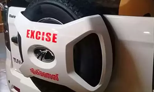 സംവിധായകർ പ്രതികളായ ഹൈബ്രിഡ് കഞ്ചാവ് കേസ്:  കഞ്ചാവ് എത്തിച്ചയാള്‍ ഉപയോഗിക്കുന്നത് നേപ്പാള്‍ സിം; എക്സൈസ് അന്വേഷണം വഴിമുട്ടി