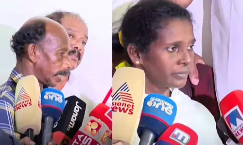 ഭക്ഷണം കൊണ്ടുപോയ മകനെ വരെ ചീത്തവിളിച്ചു, മാല കിട്ടിയപ്പോള്‍ നാട് വിട്ടുപോകണമെന്ന് ഭീഷണിപ്പെടുത്തി; എസ്ഐ പ്രസാദിനെതിരെ ബിന്ദുവിന്‍റെ ഭര്‍ത്താവ്