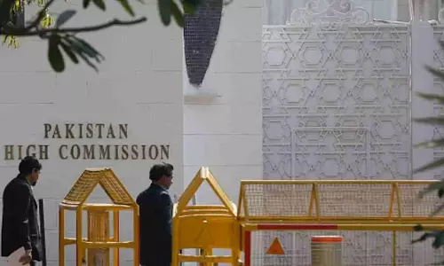 India expels Pak High Commission
