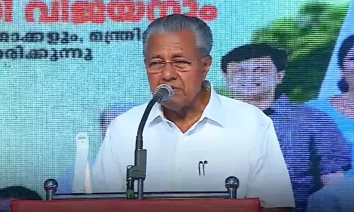 ദേശീയപാത നിർമാണത്തിൽ ചില പിഴവുകൾ വന്നുവെന്ന് മുഖ്യമന്ത്രി