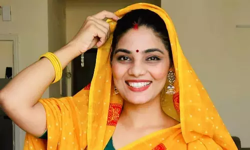 മോദിയെ ഭീരുവെന്ന് വിശേഷിപ്പിച്ച് ഹാസ്യഗാനം; നേഹ സിങ് റാത്തോഡിനെതിരെ കേസ് മോദിയെ ഭീരുവെന്ന് വിശേഷിപ്പിച്ച് ഹാസ്യഗാനം; നേഹ സിങ് റാത്തോഡിനെതിരെ കേസ്