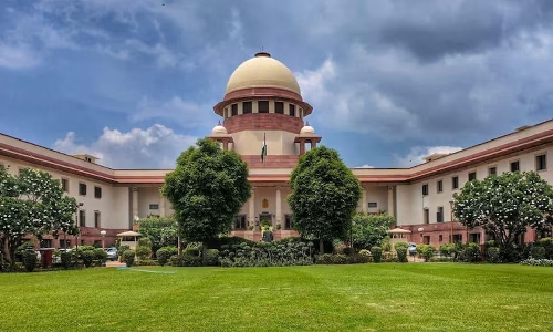 അസമിലെ നാടുകടത്തൽ;ഹരജിക്കാരനോട് ഹൈക്കോടതിയെ സമീപിക്കാനാവശ്യപ്പെട്ട് സുപ്രീംകോടതി