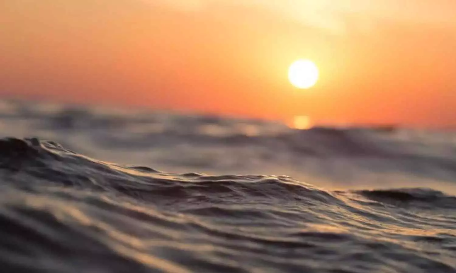 കൊല്ലം തങ്കശ്ശേരിയിൽ യുവാവിനെ കടലിൽ കാണാതായി