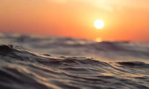 കൊല്ലം തങ്കശ്ശേരിയിൽ യുവാവിനെ കടലിൽ കാണാതായി