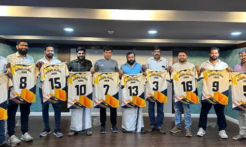 ജുബൈല്‍ കാരുണ്യ സ്പർശം ഫുട്ബോൾ ക്ലബ് ജേഴ്‌സി പ്രകാശനം സംഘടിപ്പിച്ചു