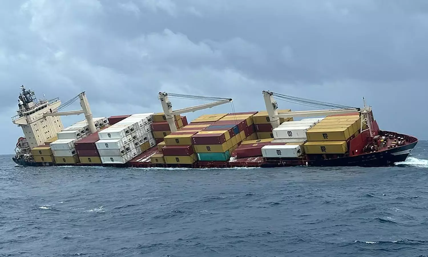 കൊച്ചിയിൽ മുങ്ങിയത് കടൽകൊള്ളക്കാർ അക്രമിച്ച കപ്പൽ