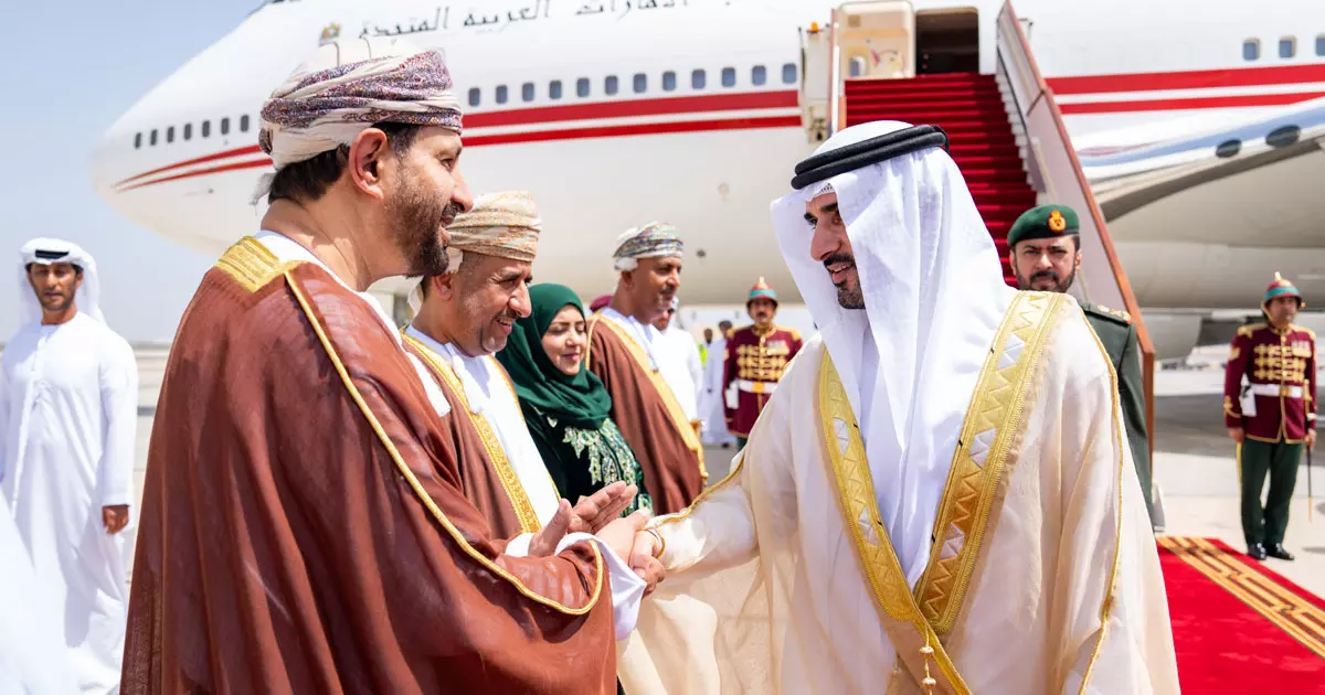 Dubai Crown Prince receives warm welcome in Oman