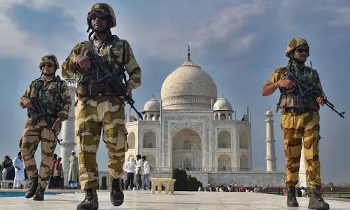 താജ്മഹലിന്റെ സുരക്ഷ വര്‍ധിപ്പിക്കും; ഡ്രോൺ പ്രതിരോധ സംവിധാനം സ്ഥാപിക്കുമെന്ന് റിപ്പോർട്ട്