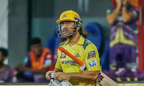 ‘തല’യാട്ടം തുടരണോ?