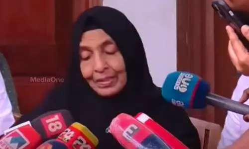 ന്റെ കുട്ടീനെ എനിക്ക് കണ്ടാ മതി, ന്നാലെ സമാധാനം ആകുള്ളു; റഹീമിന്റെ ഉമ്മ