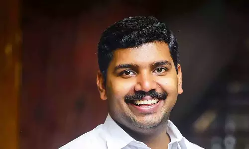 VS Joy greets Aryadan Shoukat