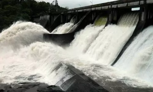 പെരിങ്ങൽകുത്ത് ഡാം: റെഡ് അലർട്ട് പ്രഖ്യാപിച്ചു, ജാഗ്രത പാലിക്കണം പെരിങ്ങൽകുത്ത് ഡാം: റെഡ് അലർട്ട് പ്രഖ്യാപിച്ചു, ജാഗ്രത പാലിക്കണം