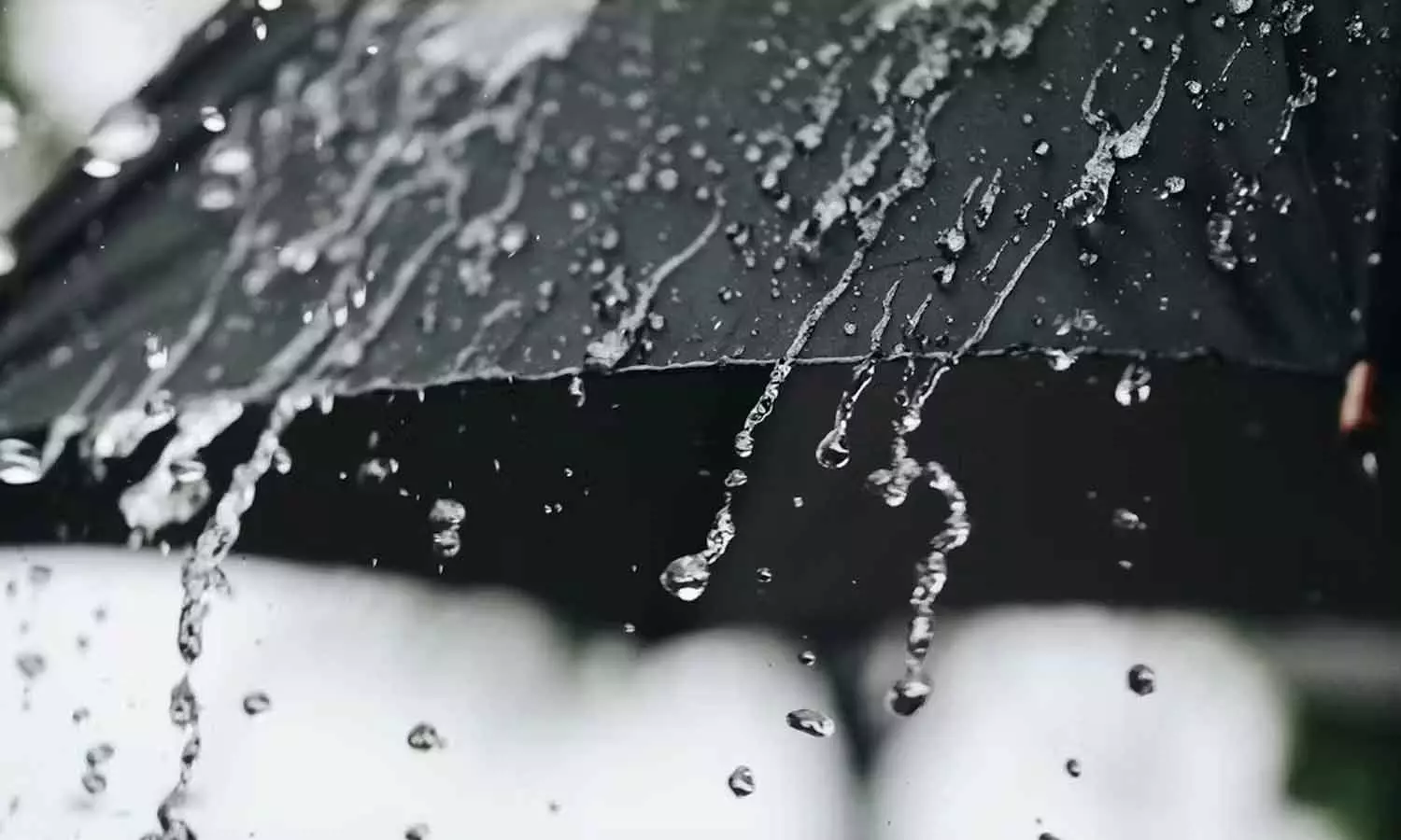 കനത്ത മഴ; ഒമ്പത് നദികളിൽ പ്രളയ സാധ്യത മുന്നറിയിപ്പ്, ജാഗ്രത പാലിക്കണം