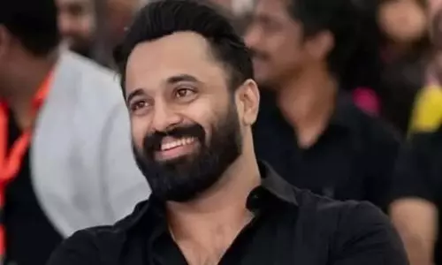 കരണത്തടിച്ചു, ഇനി കണ്‍മുന്നില്‍ വന്നാല്‍ കൊന്നുകളയുമെന്ന് ഉണ്ണിമുകുന്ദന്‍ ഭീഷണിപ്പെടുത്തി: മുന്‍ മാനേജര്‍ വിപിന്‍ കുമാര്‍