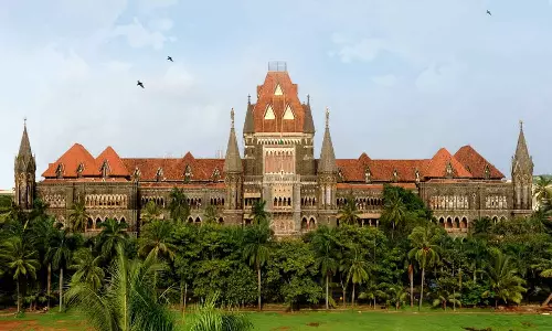 ഓപ്പറേഷൻ സിന്ദൂരിനെതിരെ പോസ്റ്റിട്ട വിദ്യാർത്ഥിനി​ അറസ്റ്റിൽ;  മഹാരാഷ്ട്ര സർക്കാരിനെ വിമർശിച്ച് ബോംബെ ഹൈക്കോടതി