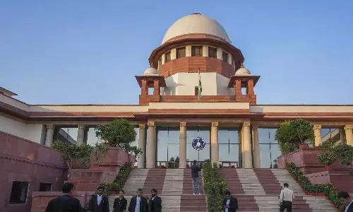 ഹൈക്കോടതികളില് പുതിയ ജസ്റ്റിസുമാര്, 21 ജഡ്ജിമാര്ക്ക് സ്ഥലംമാറ്റം; ശിപാര്ശയുമായി സുപ്രിംകോടതി കൊളീജിയം ഹൈക്കോടതികളില് പുതിയ ജസ്റ്റിസുമാര്, 21 ജഡ്ജിമാര്ക്ക് സ്ഥലംമാറ്റം; ശിപാര്ശയുമായി സുപ്രിംകോടതി കൊളീജിയം