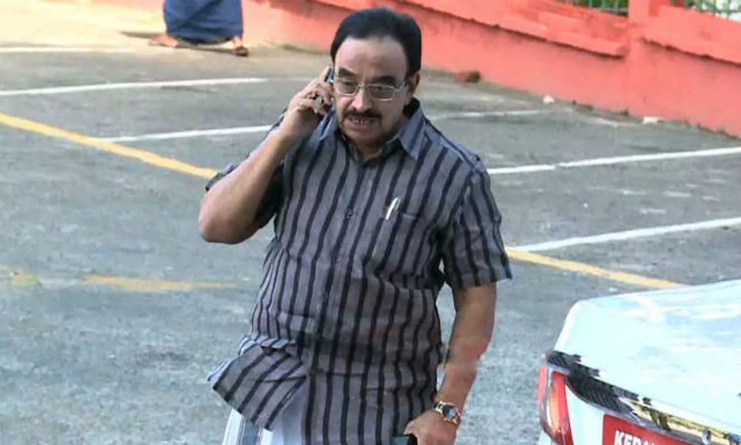 ‘കാലാവസ്ഥ പ്രതികൂലമായതിനാൽ ഇടത് സ്ഥാനാർഥിക്കുള്ള തെരച്ചിൽ ഇന്നത്തേക്ക് നിർത്തി നാളെയും കിട്ടിയില്ലെങ്കിൽ മറ്റെന്നാളും തുടരും’; പി.കെ അബ്ദുറബ്ബ് ‘കാലാവസ്ഥ പ്രതികൂലമായതിനാൽ ഇടത് സ്ഥാനാർഥിക്കുള്ള തെരച്ചിൽ ഇന്നത്തേക്ക് നിർത്തി നാളെയും കിട്ടിയില്ലെങ്കിൽ മറ്റെന്നാളും തുടരും’; പി.കെ അബ്ദുറബ്ബ്