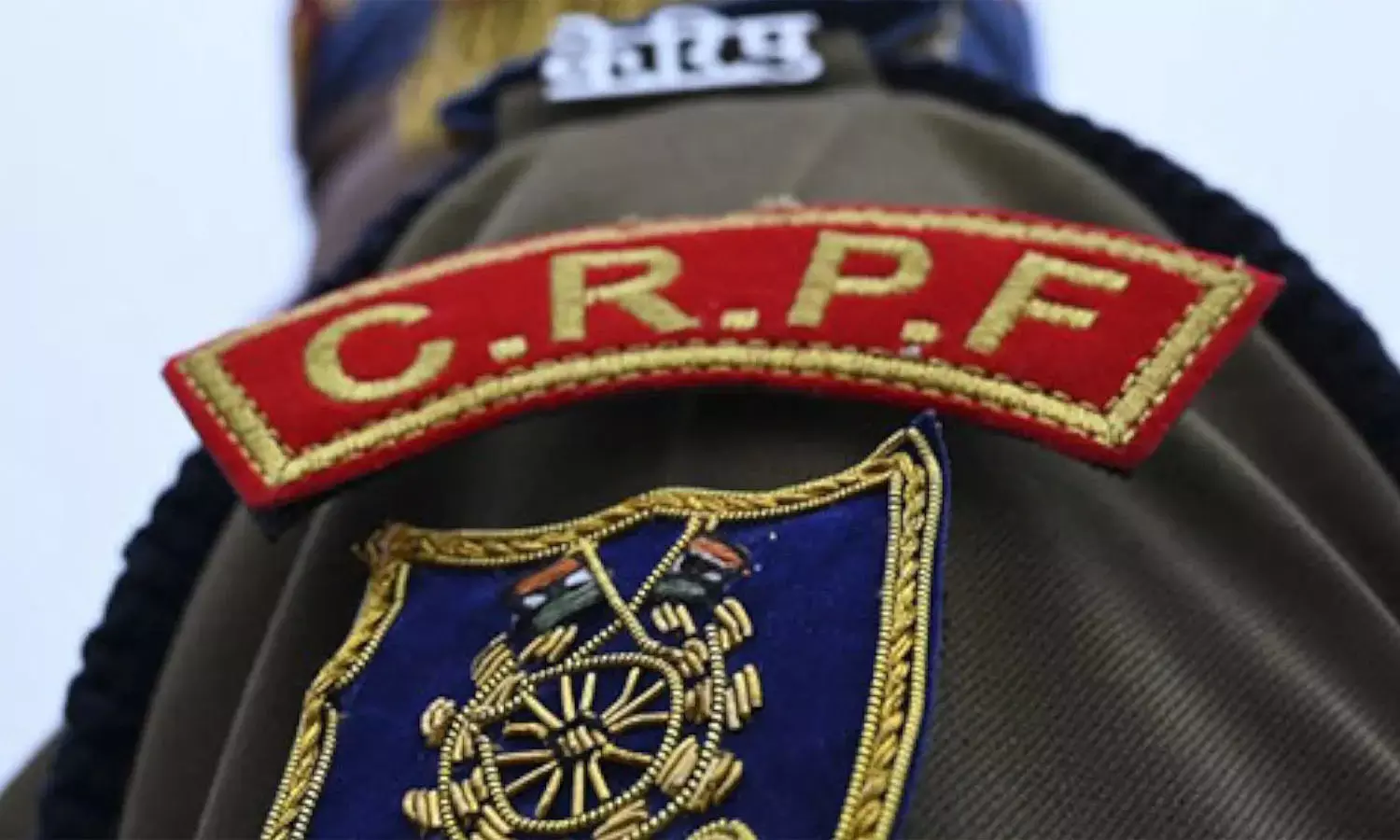 ദേശീയ സുരക്ഷാ വിവരങ്ങൾ പാകിസ്താനുമായി പങ്കുവെച്ചു; സിആർപിഎഫ് ഉദ്യോഗസ്ഥൻ അറസ്റ്റിൽ