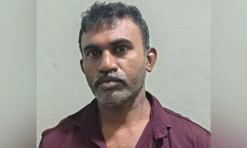 പരപ്പനങ്ങാടിയിൽ ഭാര്യയെ അറവുശാലയിൽ എത്തിച്ച് കഴുത്തറുത്ത് കൊന്നു; പ്രതിക്ക് വധശിക്ഷ പരപ്പനങ്ങാടിയിൽ ഭാര്യയെ അറവുശാലയിൽ എത്തിച്ച് കഴുത്തറുത്ത് കൊന്നു; പ്രതിക്ക് വധശിക്ഷ