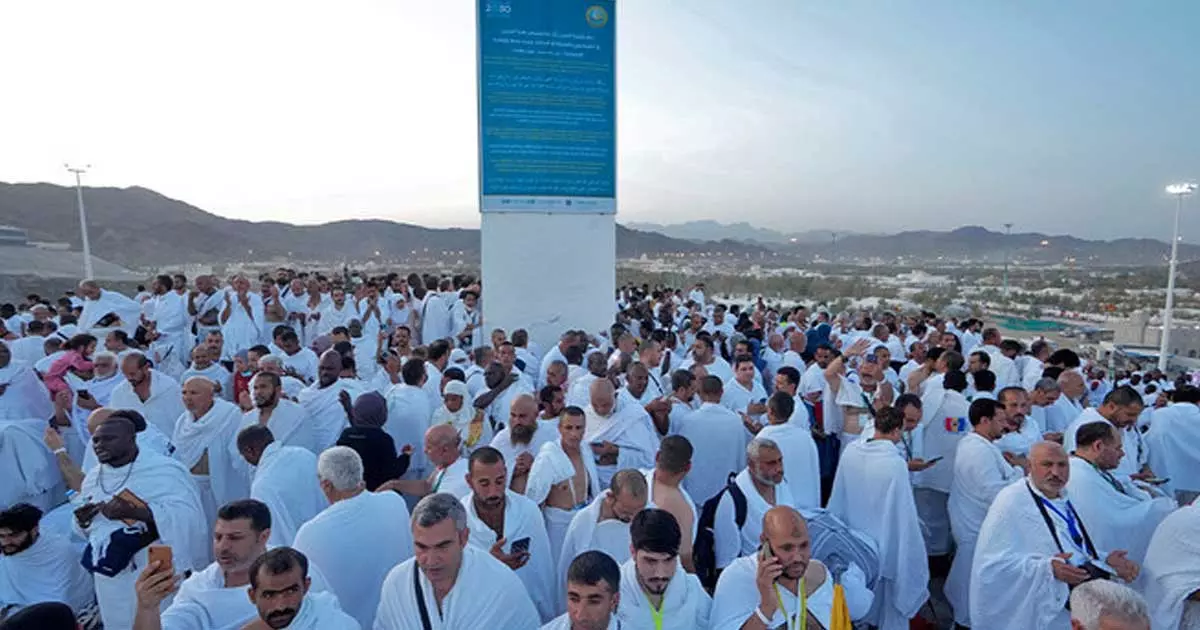 അറഫാ ദിനത്തിൽ ഹാജിമാർക്ക് കർശന മുന്നറിയിപ്പ്