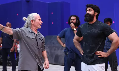 യാഷും മാഡ് മാക്സ് സ്റ്റണ്ട് ഡയറക്ടർ ഗൈ നോറിസും ചേർന്ന്  രാമായണത്തിനായി വമ്പൻ ആക്ഷൻ രംഗങ്ങള്‍ ചിത്രീകരിക്കുന്നു; ചിത്രങ്ങൾ പുറത്ത്