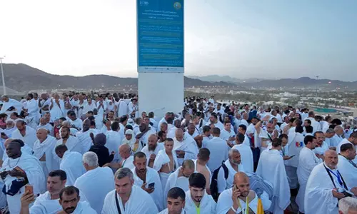 അറഫാ ദിനത്തിൽ ഹാജിമാർക്ക് കർശന മുന്നറിയിപ്പ്