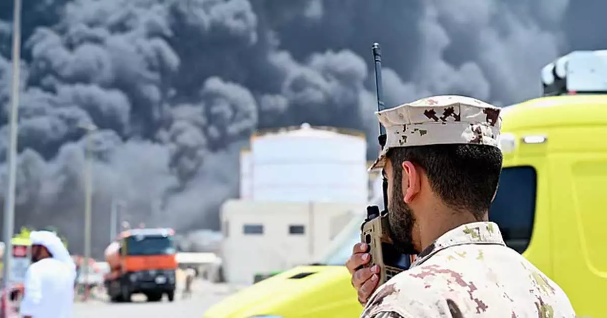 ഷാർജ അൽ ഹംറിയയിലെ തീയണച്ചു ഷാർജ അൽ ഹംറിയയിലെ തീയണച്ചു