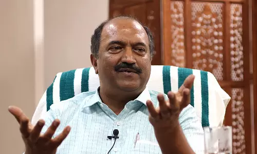 വിദേശസഹായം സ്വീകരിക്കുന്നതിൽ ഇരട്ടത്താപ്പ്, കേരളത്തിനോട് വിവേചനം; കേന്ദ്രത്തിനെതിരെ ധനമന്ത്രി