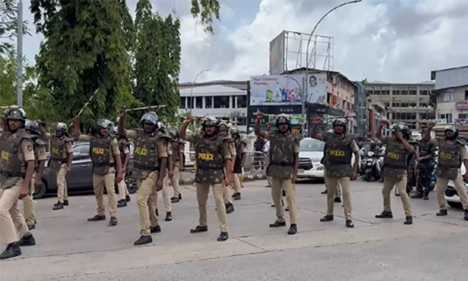 മംഗളൂരുവില്‍ സമാധാനത്തിന് ഭീഷണിയായ  36 പേരെ നാടുകടത്തുന്നു