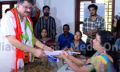 അൻവർ സ്വതന്ത്രൻ? ടിഎംസി പത്രികയിൽ വരണാധികാരി  വിശദീകരണം തേടി