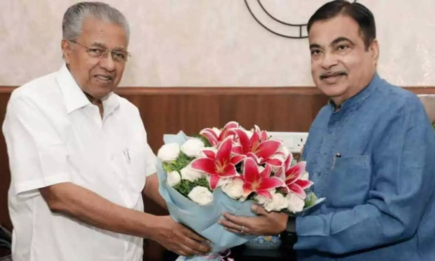 ദേശീയപാത നിർമാണം ഡിസംബറിൽ പൂർത്തിയാക്കും; മുഖ്യമന്ത്രിക്ക് നിതിൻ ഗഡ്കരിയുടെ ഉറപ്പ് ദേശീയപാത നിർമാണം ഡിസംബറിൽ പൂർത്തിയാക്കും; മുഖ്യമന്ത്രിക്ക് നിതിൻ ഗഡ്കരിയുടെ ഉറപ്പ്