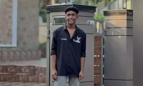 ഷഹബാസ് വധക്കേസ്: കുറ്റാരോപിതരായ വിദ്യാർഥികളുടെ പ്ലസ് വൺ പ്രവേശനത്തിന് ഓൺലൈൻ സാധ്യത തേടി പൊലീസ് ഷഹബാസ് വധക്കേസ്: കുറ്റാരോപിതരായ വിദ്യാർഥികളുടെ പ്ലസ് വൺ പ്രവേശനത്തിന് ഓൺലൈൻ സാധ്യത തേടി പൊലീസ്