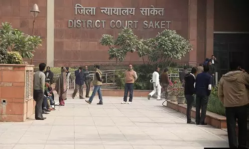 ഡൽഹി സാകേത് കോടതി ലോക്കപ്പിൽ ഏറ്റുമുട്ടൽ; ഒരാൾ കൊല്ലപ്പെട്ടു ഡൽഹി സാകേത് കോടതി ലോക്കപ്പിൽ ഏറ്റുമുട്ടൽ; ഒരാൾ കൊല്ലപ്പെട്ടു