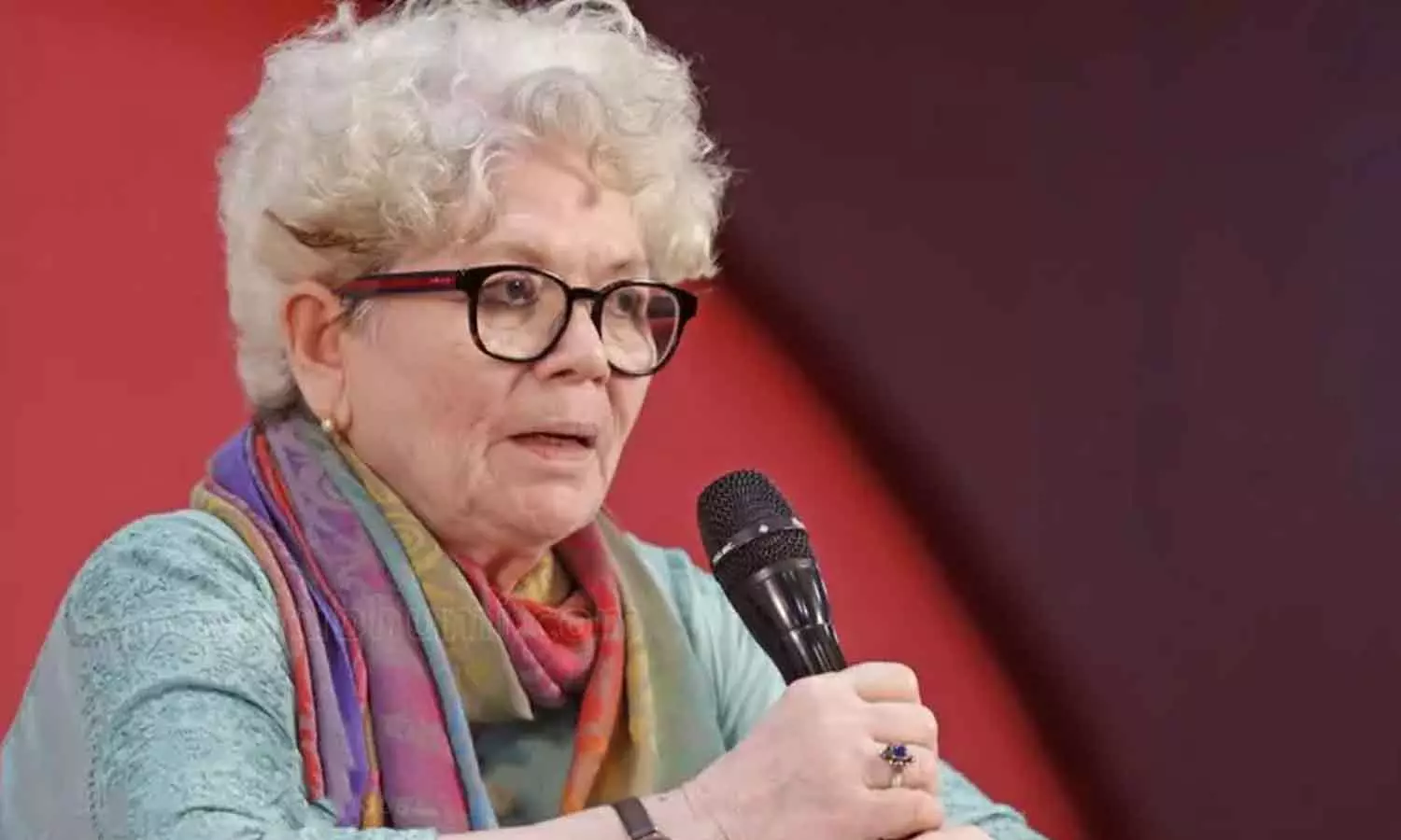 സ്വരാജ് വന്നാലും ഷൗക്കത്ത് വന്നാലും ബിജെപി വന്നാലും ആശമാരുടേതുപോലുള്ള പ്രശ്നങ്ങൾ പ്രശ്നങ്ങളായി തോന്നില്ല: സാറാ ജോസഫ് സ്വരാജ് വന്നാലും ഷൗക്കത്ത് വന്നാലും ബിജെപി വന്നാലും ആശമാരുടേതുപോലുള്ള പ്രശ്നങ്ങൾ പ്രശ്നങ്ങളായി തോന്നില്ല: സാറാ ജോസഫ്