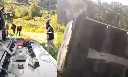 ഖത്തറിൽനിന്ന്‌ കെനിയയിലേക്ക് വിനോദയാത്ര   പോയ ഇന്ത്യക്കാരുടെ ബസ് നിയന്ത്രണംവിട്ട് അപകടം;  6 പേർ മരിച്ചു, 27 പേര്‍ക്ക് പരിക്ക്