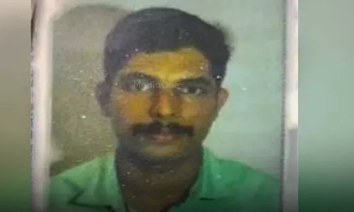 പാലക്കാട്ട് പൊലീസ് ഉദ്യോഗസ്ഥനെ ട്രെയിനിടിച്ച് മരിച്ച നിലയിൽ കണ്ടെത്തി പാലക്കാട്ട് പൊലീസ് ഉദ്യോഗസ്ഥനെ ട്രെയിനിടിച്ച് മരിച്ച നിലയിൽ കണ്ടെത്തി